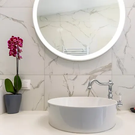 Allineeddubrovnik Choose Between Double Or Penthouse Or Free Parking Dubrownik