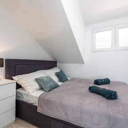 Allineeddubrovnik Choose Between Double Or Penthouse Or Free Parking 아파트 *