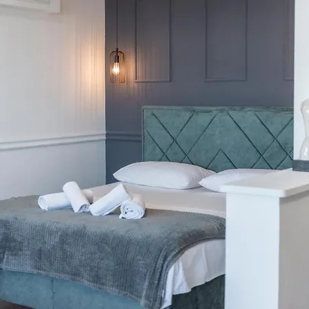 Allineeddubrovnik Choose Between Double Or Penthouse Or Free Parking Dubrownik