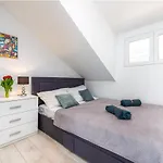 Allineeddubrovnik Choose Between Double Or Penthouse Or Free Parking Lägenhet *