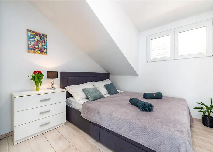 Allineeddubrovnik Choose Between Double Or Penthouse Or Free Parking דירה *