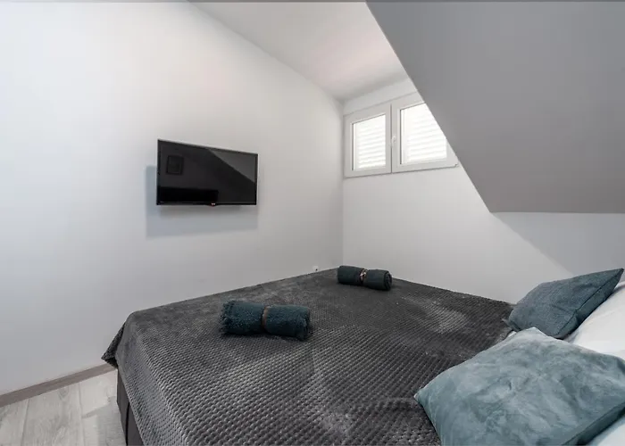 Allineeddubrovnik Choose Between Double Or Penthouse Or Free Parking